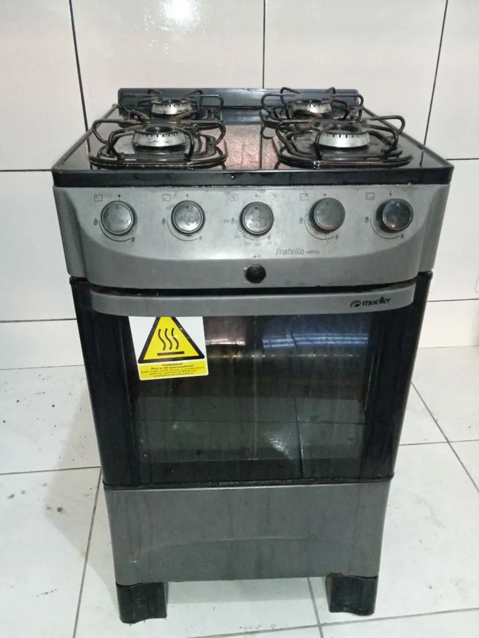 Fogão 4 bogas Usado