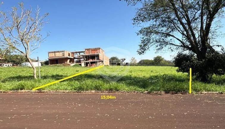 Lote à venda em Condomínio