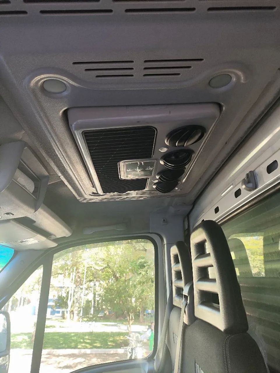 Iveco Daily Chassi 35s14 2P (e5) 2014 - Foto 4