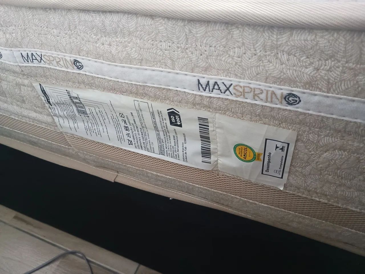 Colchão casal Maxspring+box novo