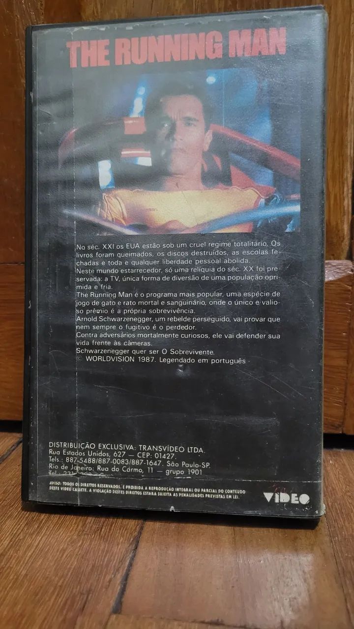 VHS  FILME O SOBREVIVENTE ARNOLD SCHWARZENEGGER - Foto 2