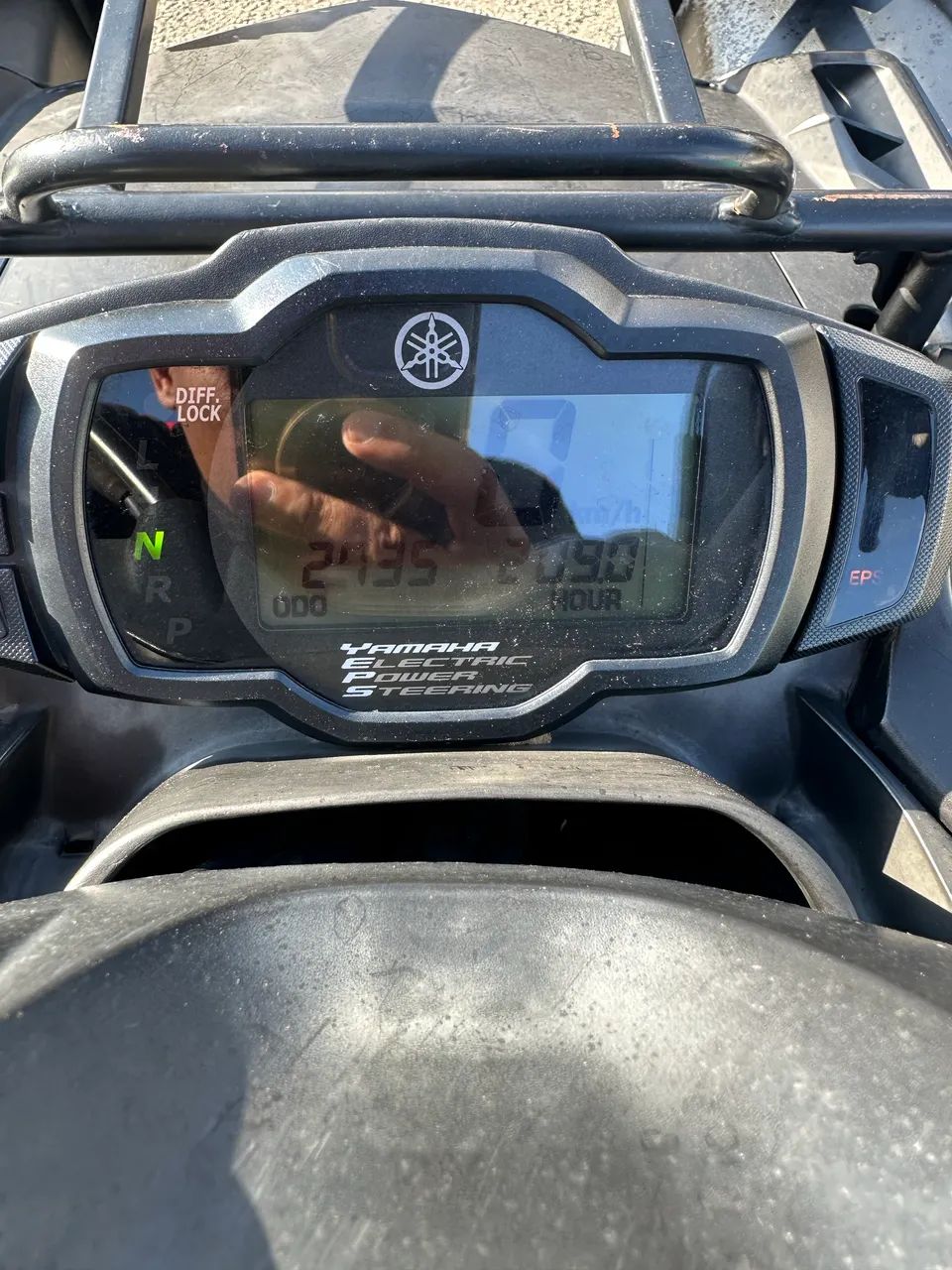 Quadriciclo Yamaha Grizzly 700 4x4 automático  - Foto 8