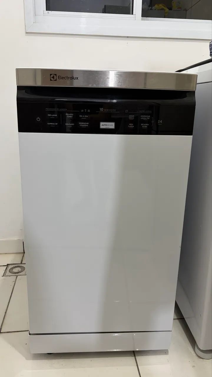 Lava louça 10 serviços Electrolux 