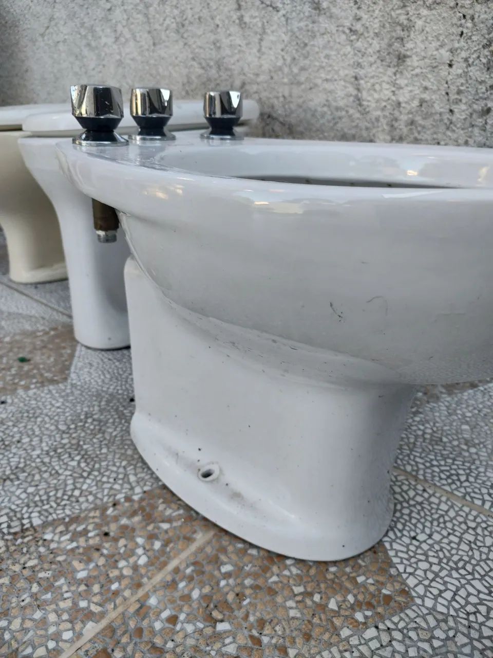 Bidê branco completo com 3 registros - Foto 3
