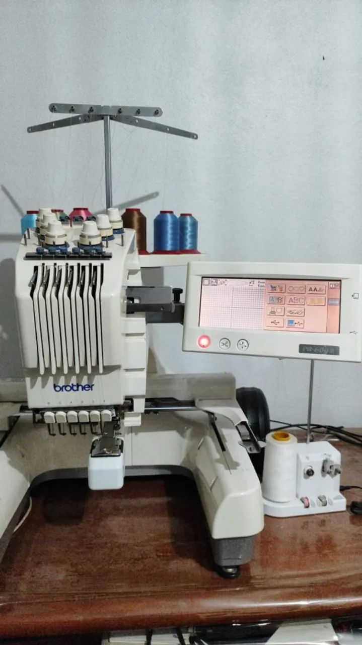 Embroidery Machine408459607792035840