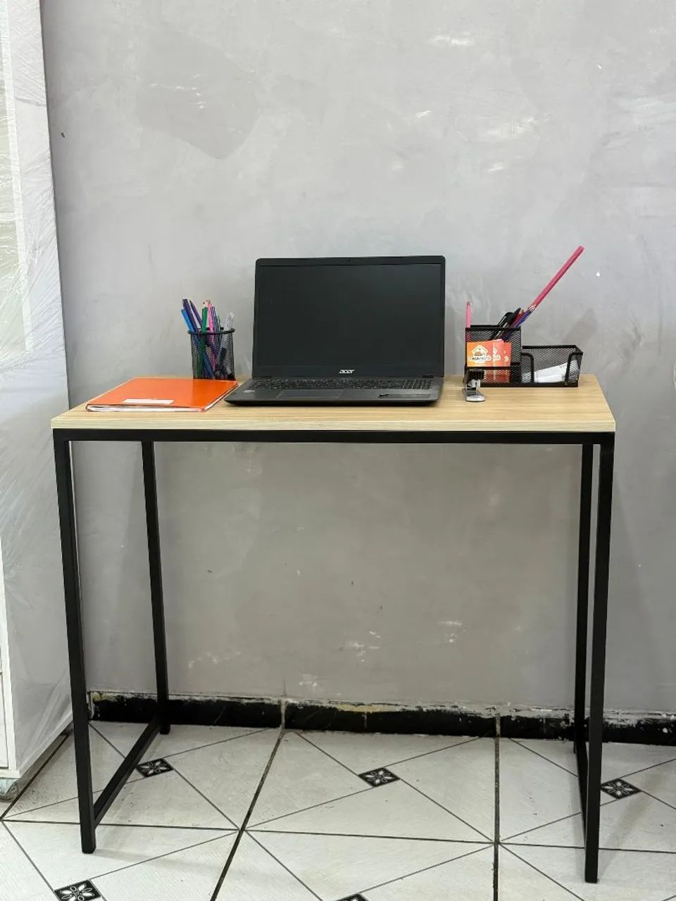 Escrivaninha  - Foto 2