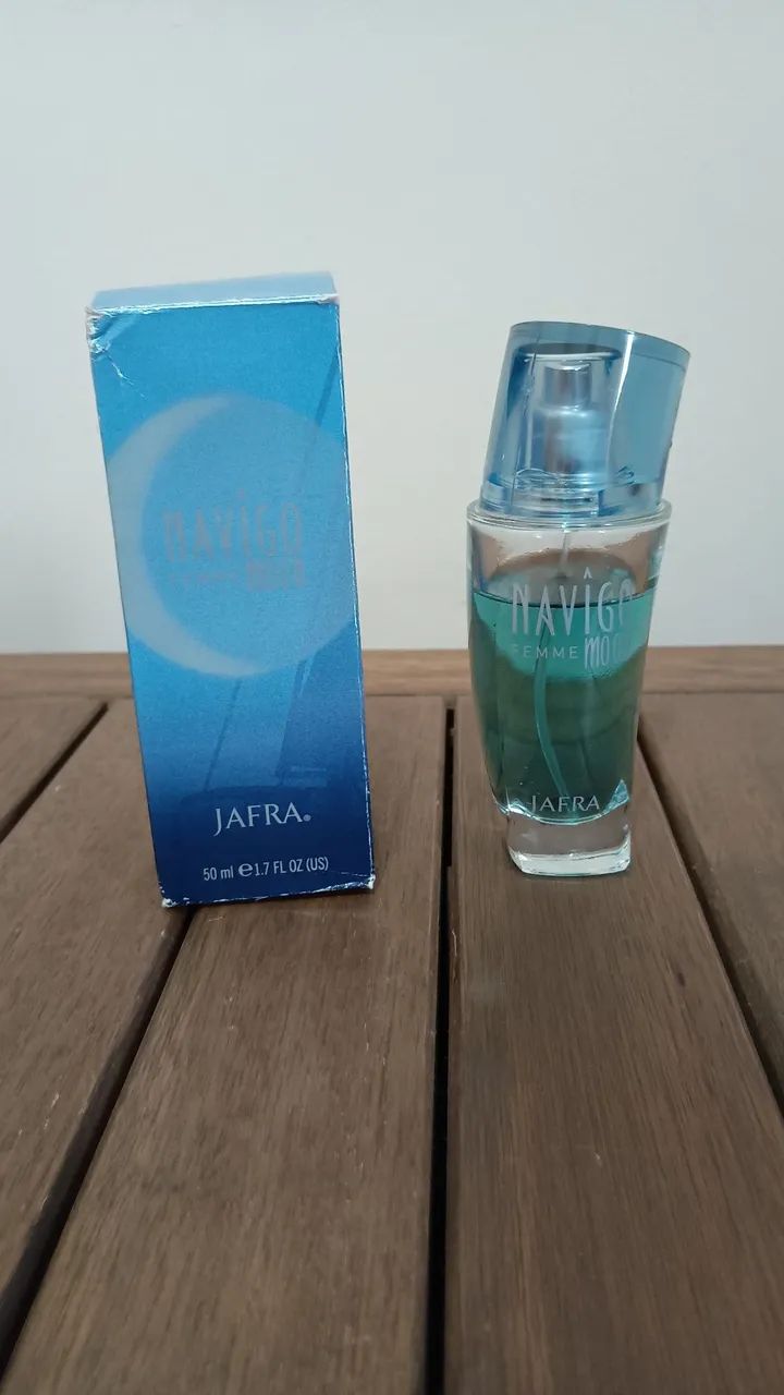 Perfume navigo moon jafra 