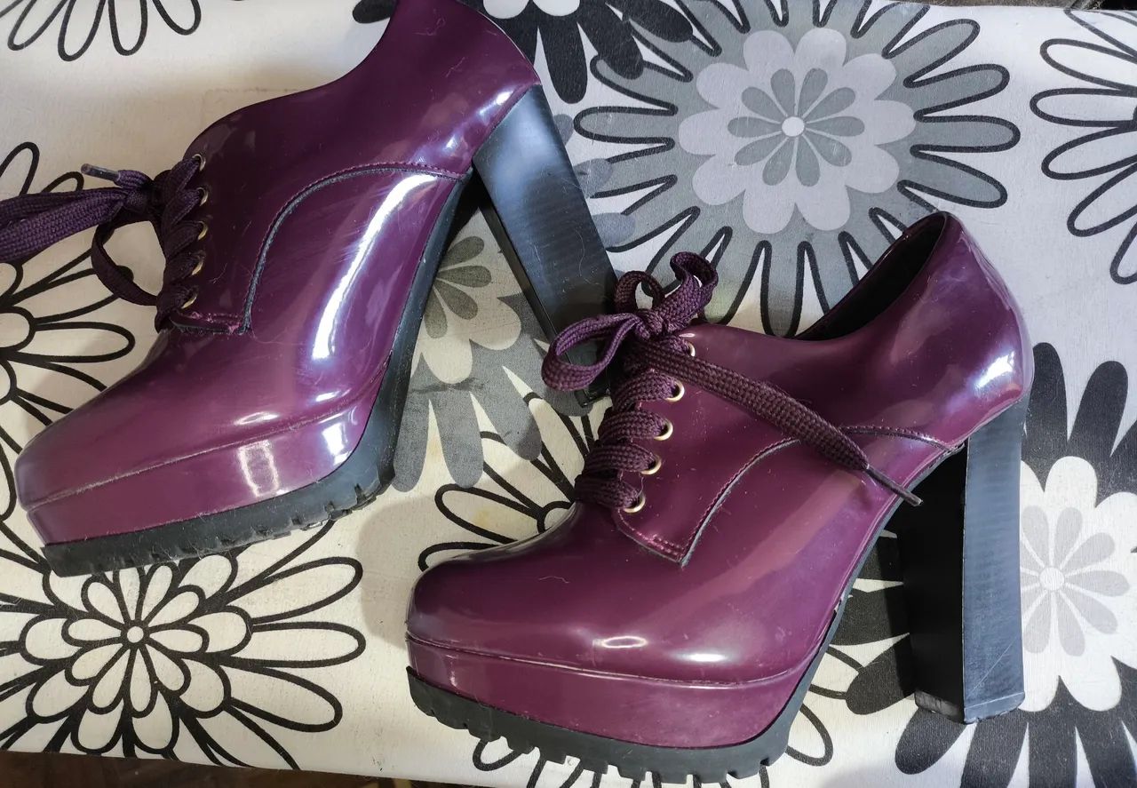Ankle boot vinho Vizzano - Foto 2