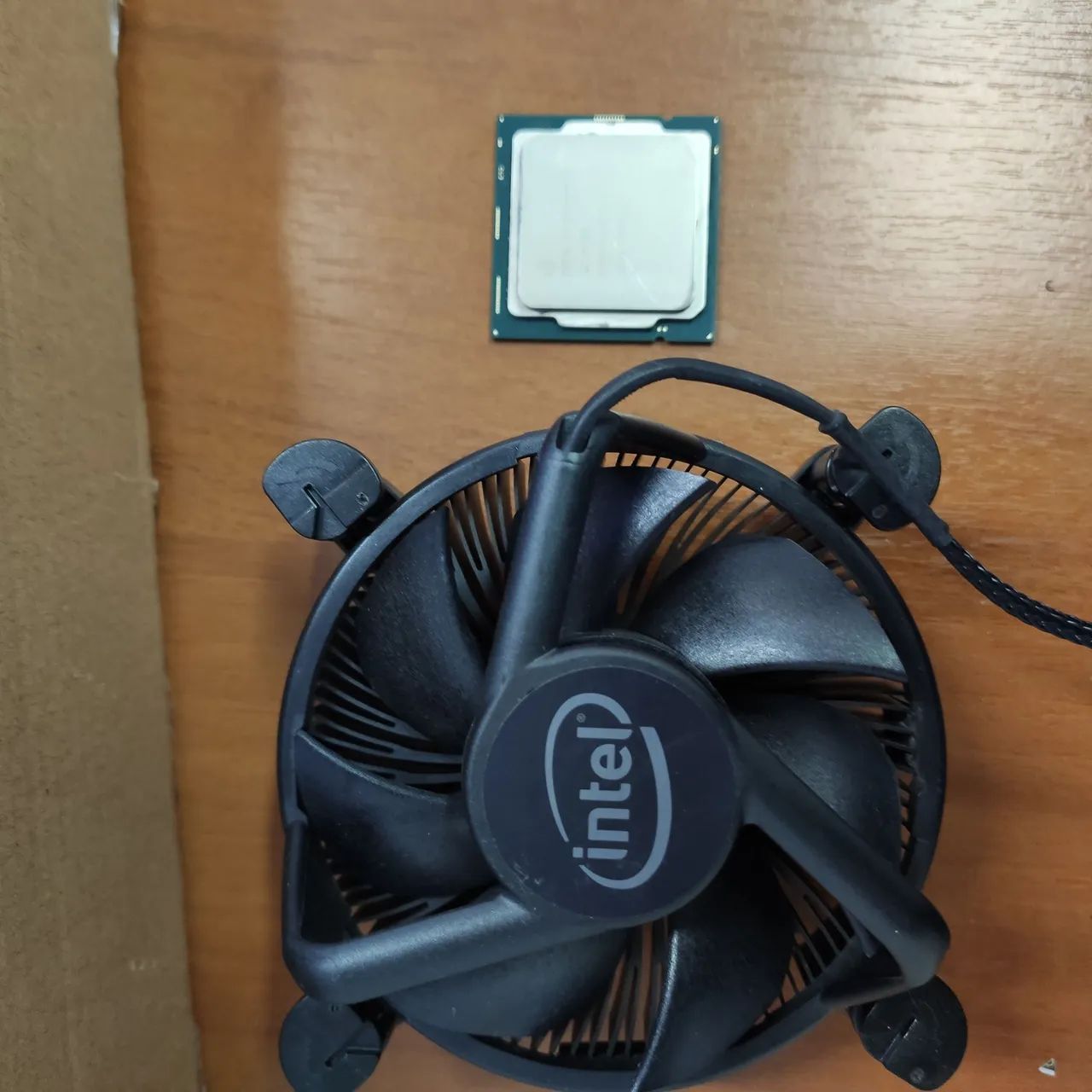 Processador Intel Core i7-10700 - 8 Núcleos / 16 Threads - Foto 3