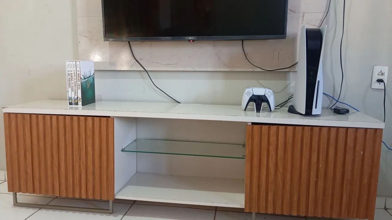 Vendo PS5 com tv de 42 polegadas + raque e painel  - Foto 5