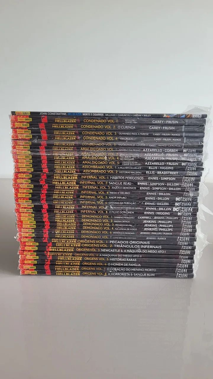 From Constantine to Charlemagne (中古本) HQs Hellblazer Origens 01 à 08 (completa) John Constantine Jamie