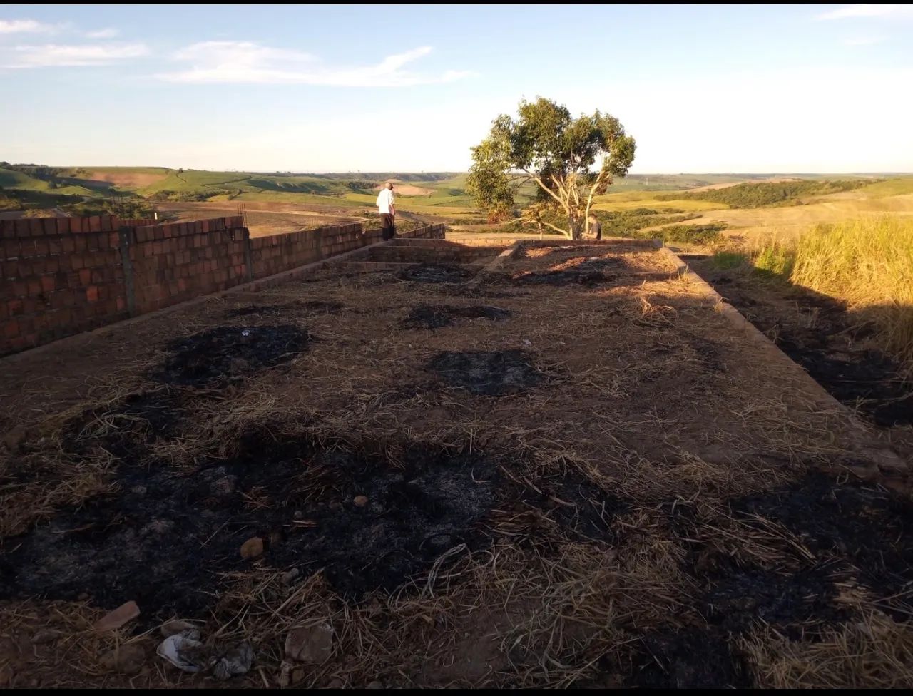 Terreno 10x20 (200m²) ?PRA VENDER RÁPIDO?Documentação em dia. - Foto 3