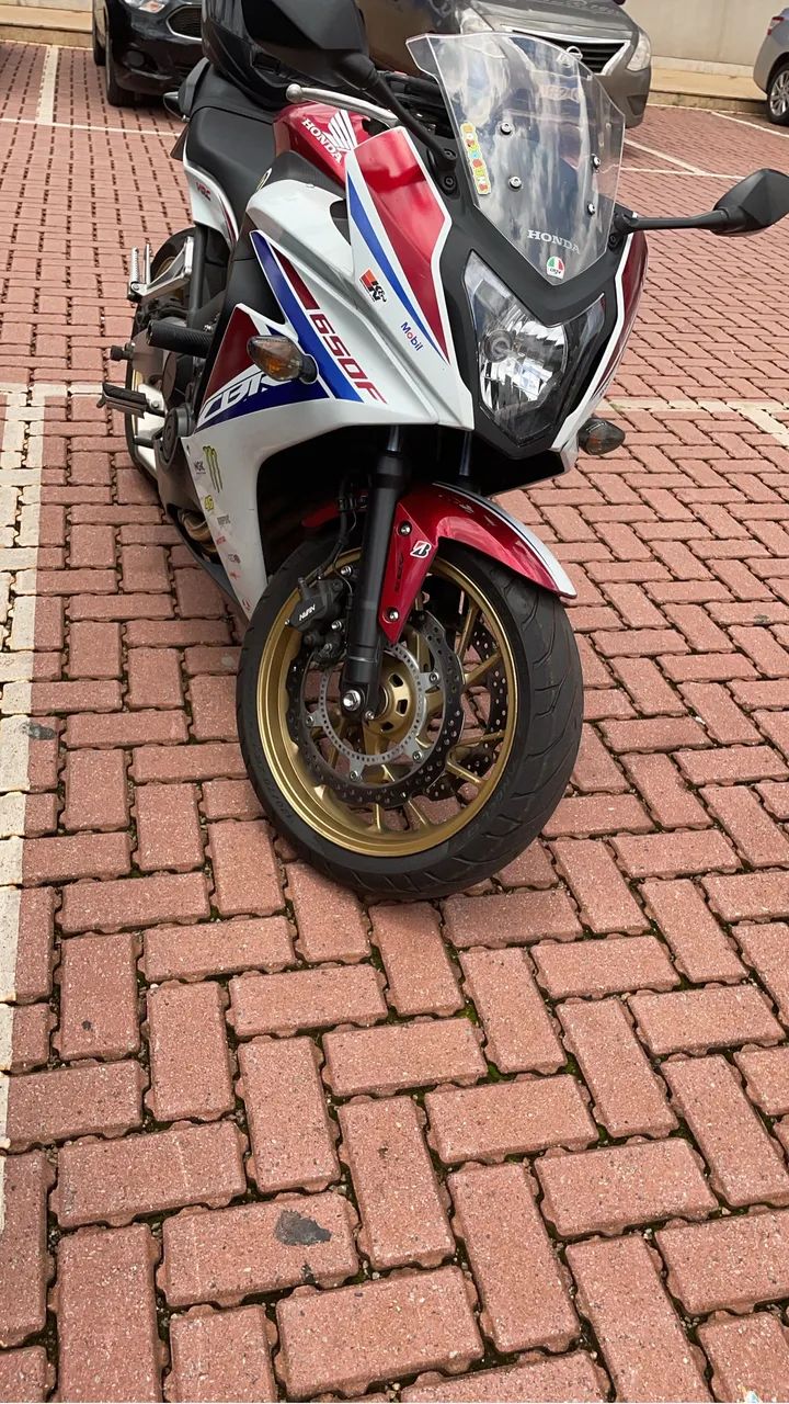 Linda CBR650F