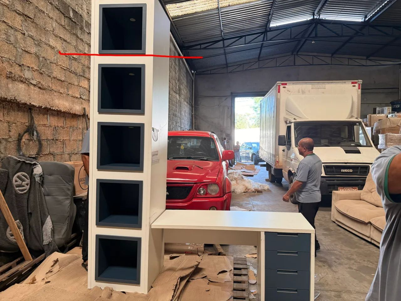 Lindo móvel estante para estudo em MDF.