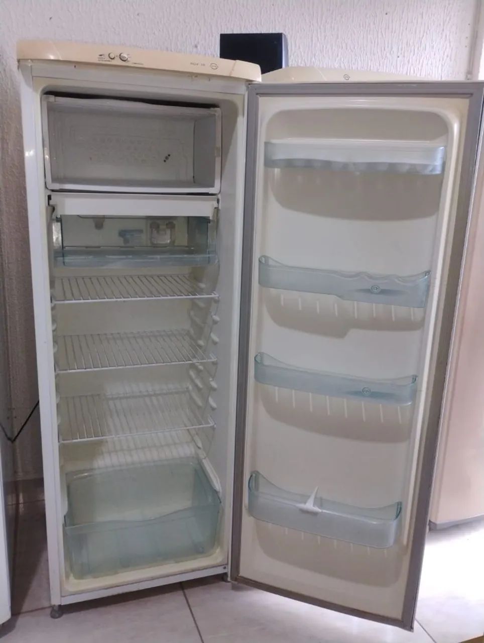 Geladeira Electrolux  - Foto 2