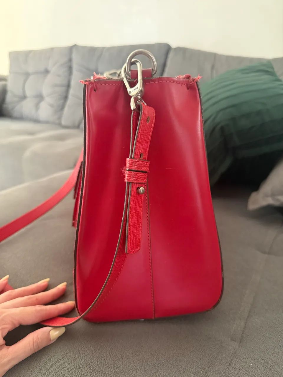 Bolsa Schütz, Grande e Vermelha - Foto 2