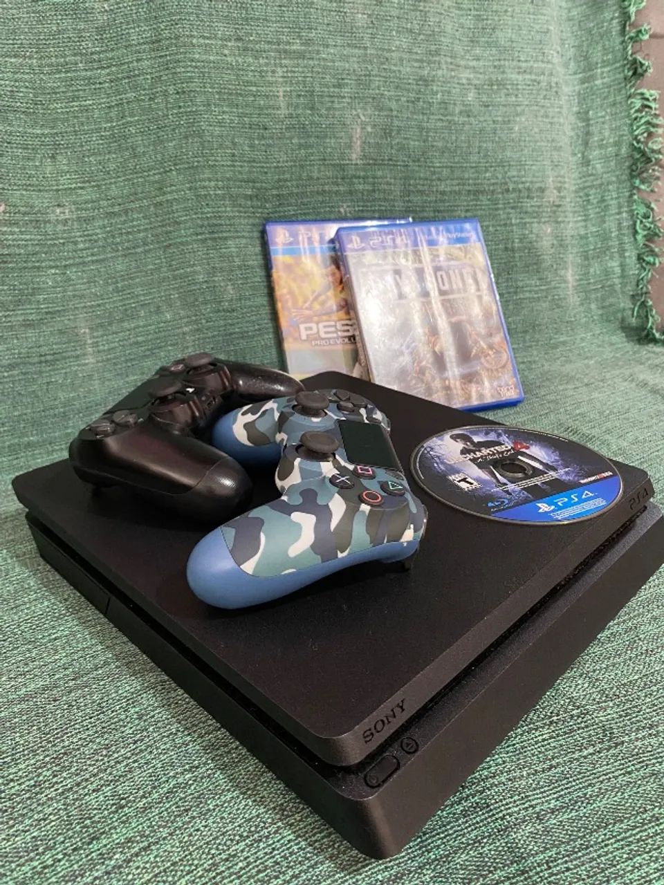 PS4 + 2 Controles - Foto 2