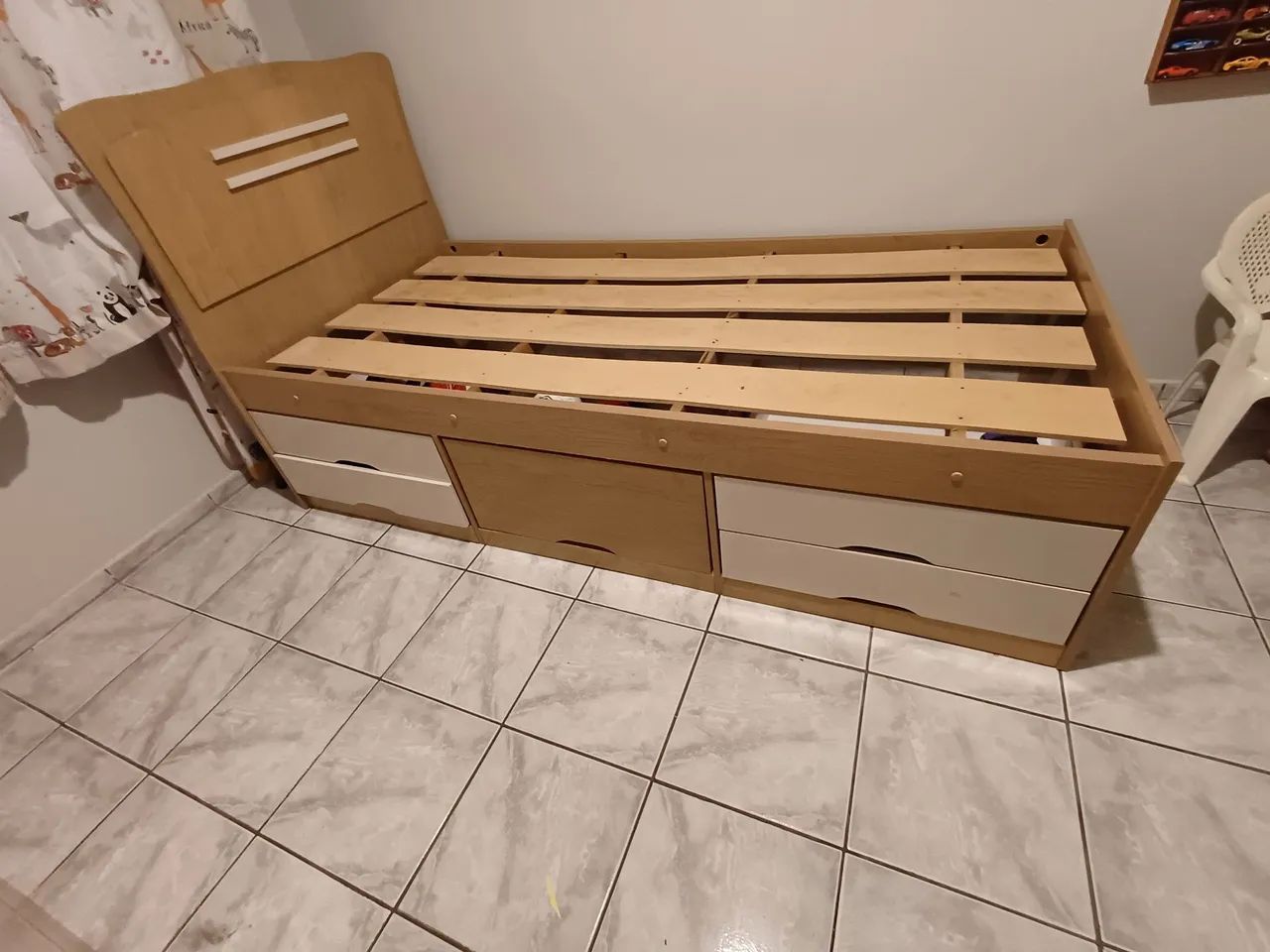Cama de solteiro com 5 gavetas - Foto 2