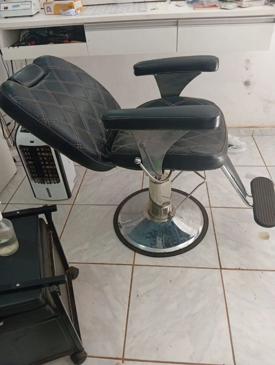 Cadeira de barbeiro  - Foto 3