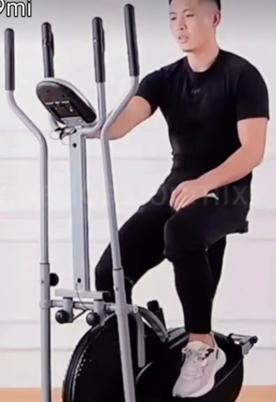 Elíptico Magnético e Bike Ergométrica NOVO NA CAIXA,  Display Digital, Passada 35cm, 120k - Foto 2