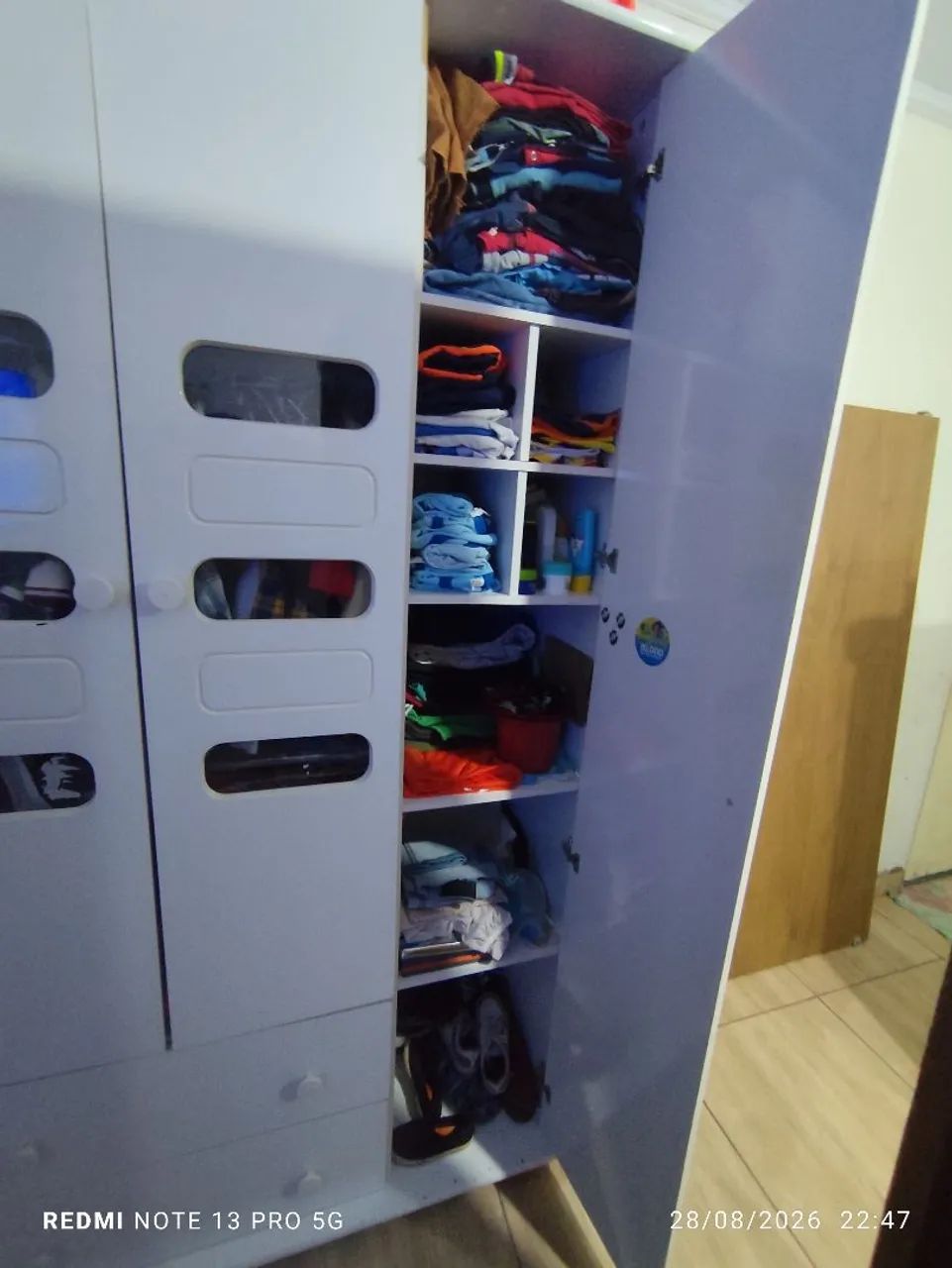 Guarda roupa infantil 