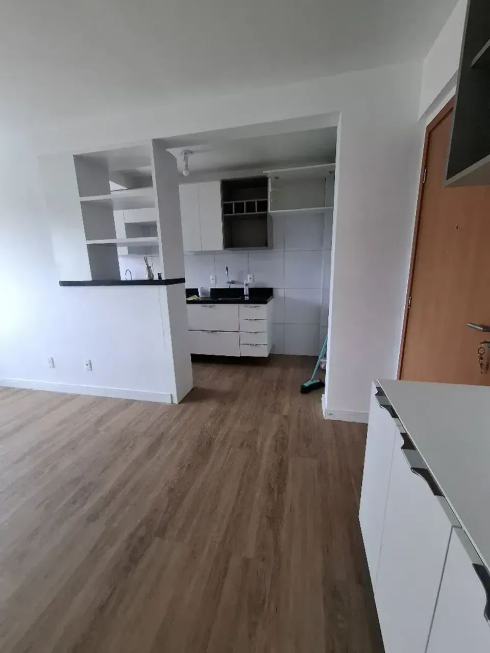2 QUARTOS NO FAROL - Foto 4