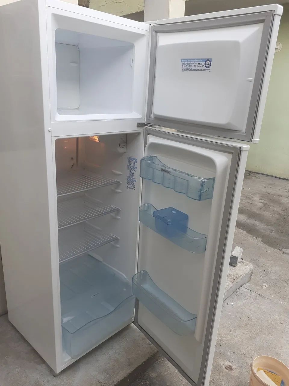 Geladeira Electrolux DC 34 260 L  - Foto 2