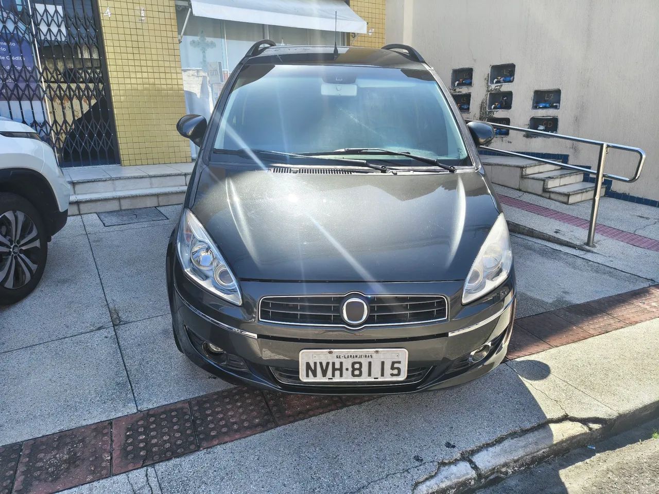 Fiat Idea Essence 1.6 Flex 16V 5P 2012