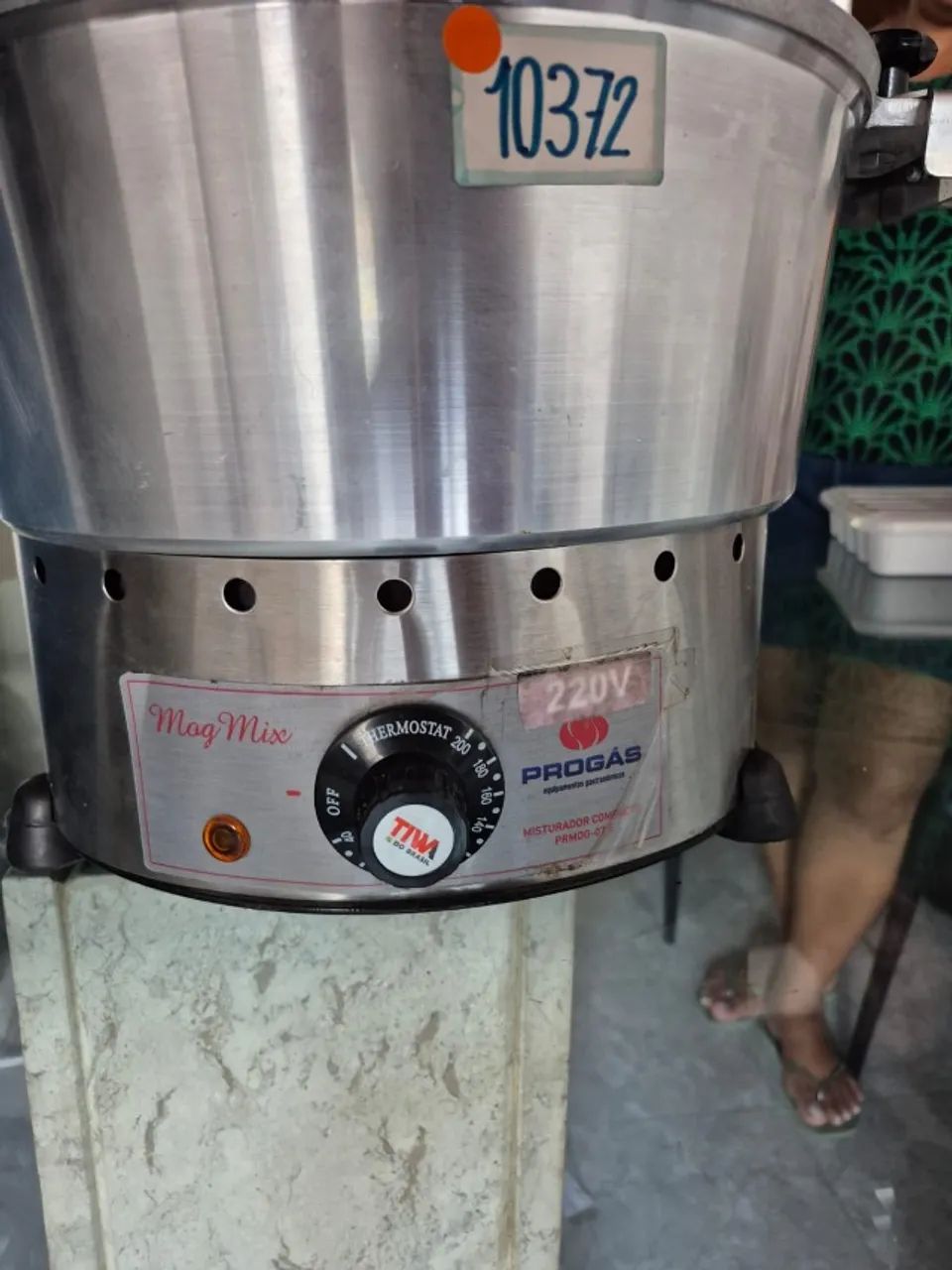 MISTURELA ELÉTRICA 7 LITROS PROGAS COM AQUECEDOR - Foto 3