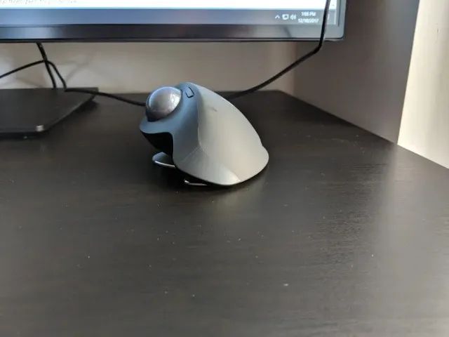Mouse Ergonômico Logitech Ergo Trackball Bluetooth e USB (wireless) - Foto 3