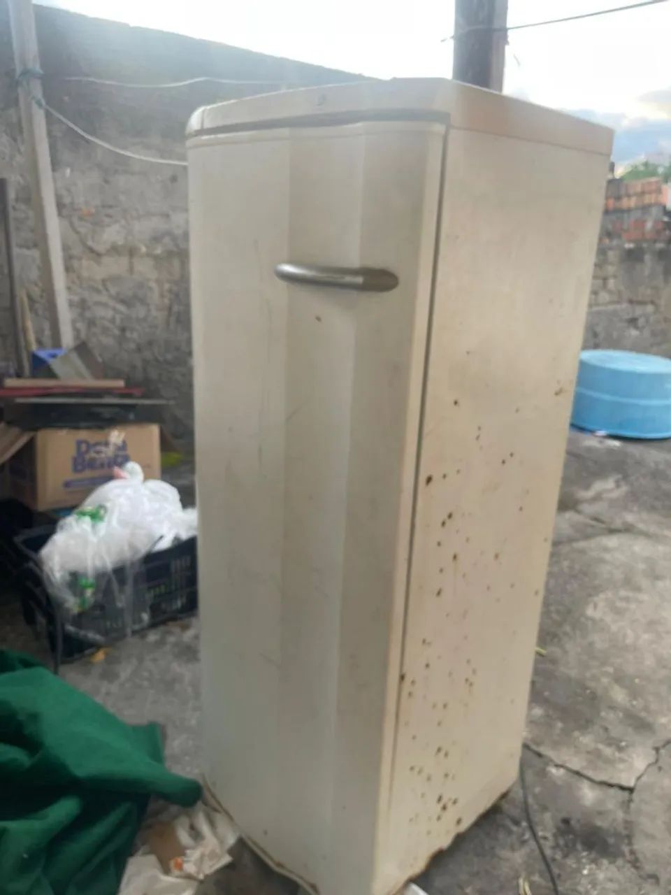 Freezer vestical Eletrolux 