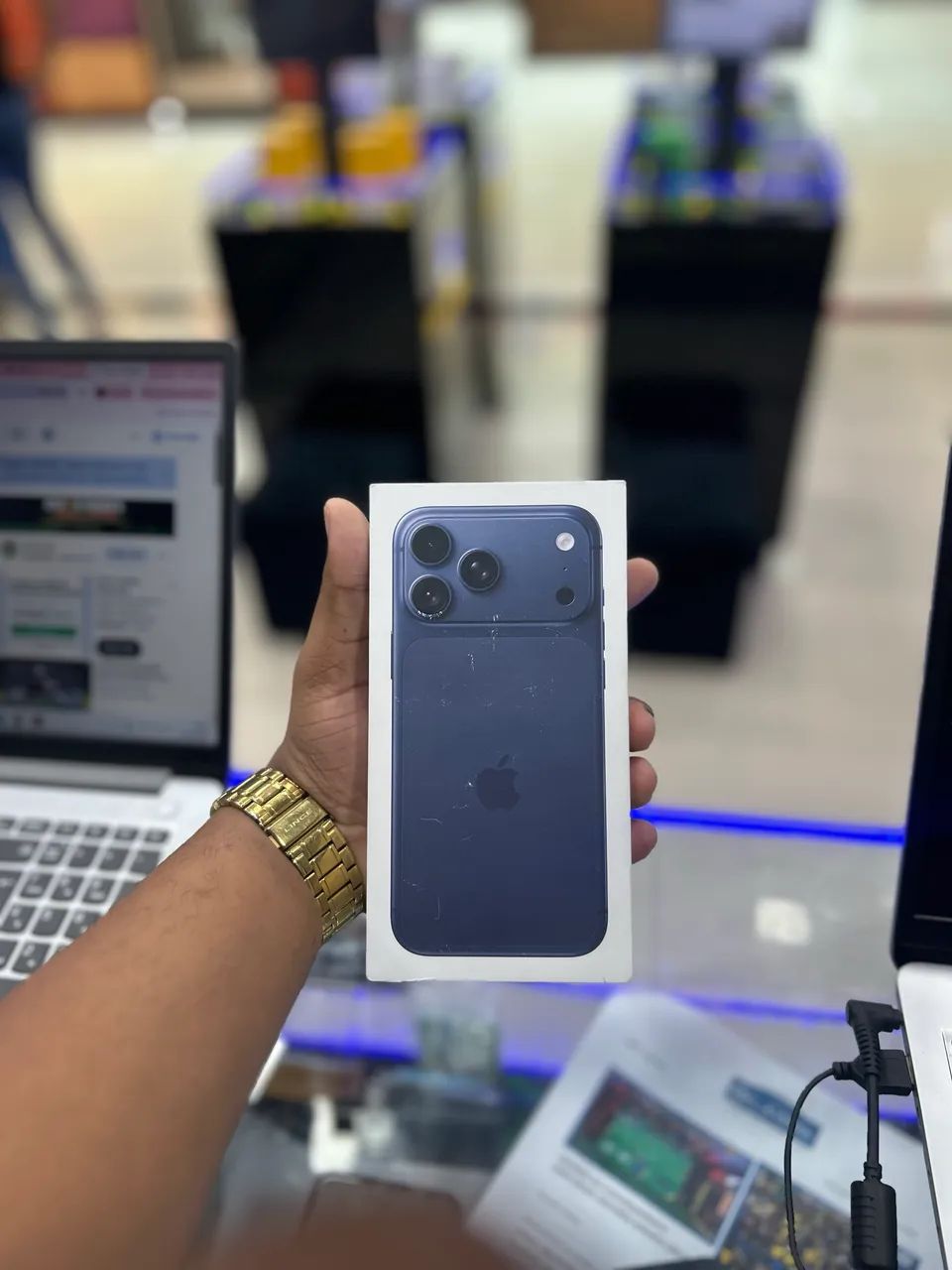 17 pro max  - Foto 2