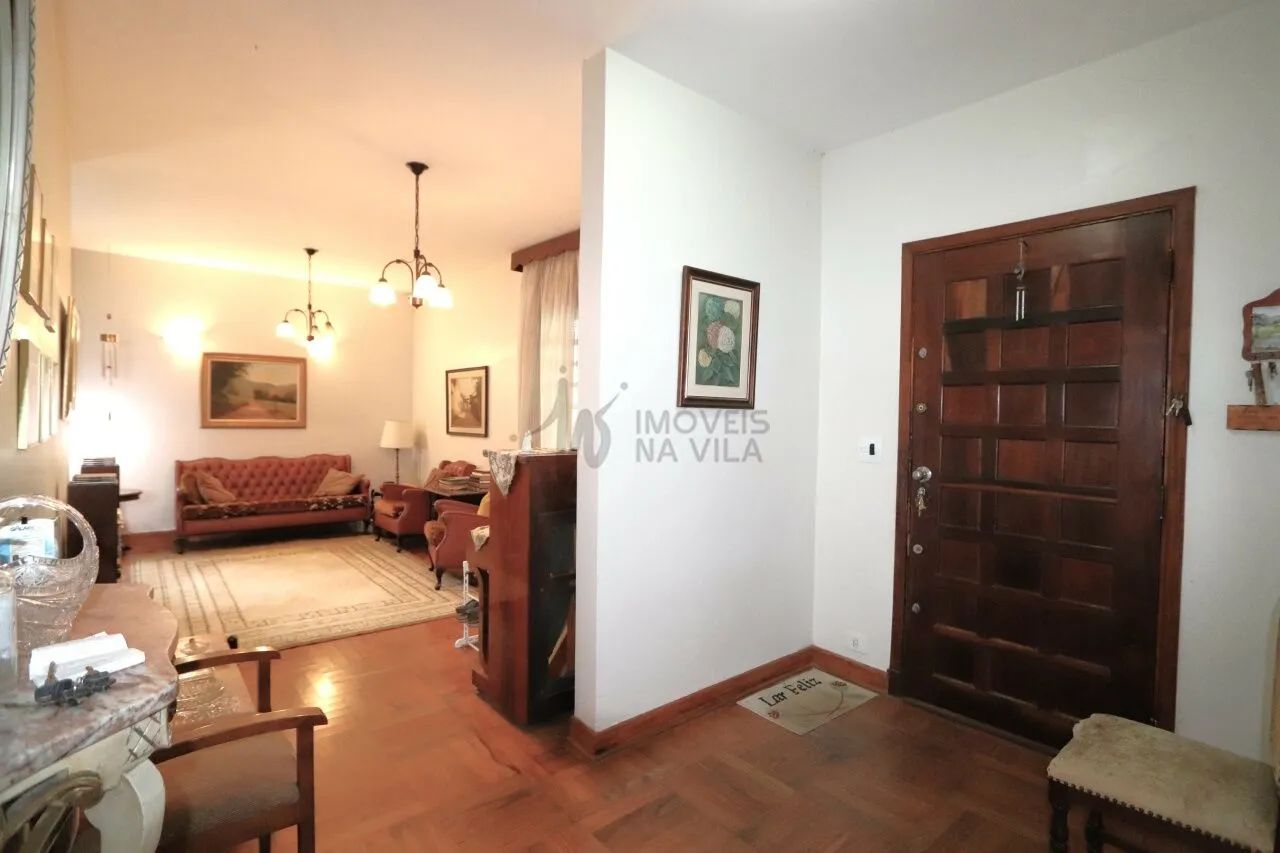 CASA À VENDA COM 4 DORMITÓRIOS E ÁREA EXTERNA COM ÁRVORES FRUTÍFERAS - Foto 5