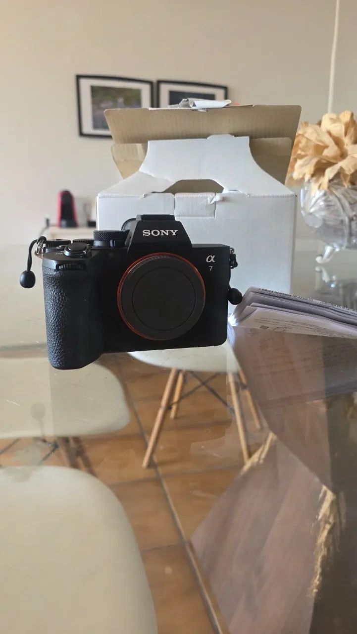 Camera Sony A7V - Foto 2