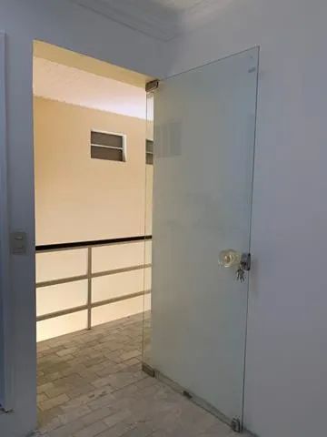 SALA ÓTIMA LOCALIZAÇÃO, ESQUINA COM BARÃO DE STUDART. SALA COMERCIAL NO CORAÇÃO DA ALDEOTA