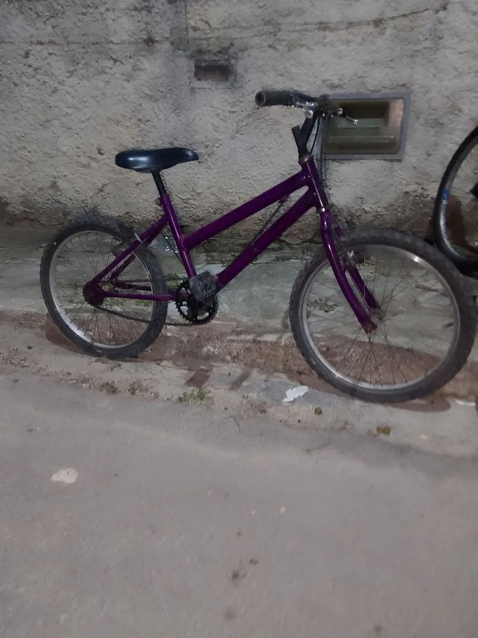 Bicicleta aro 20 roxa - Foto 2