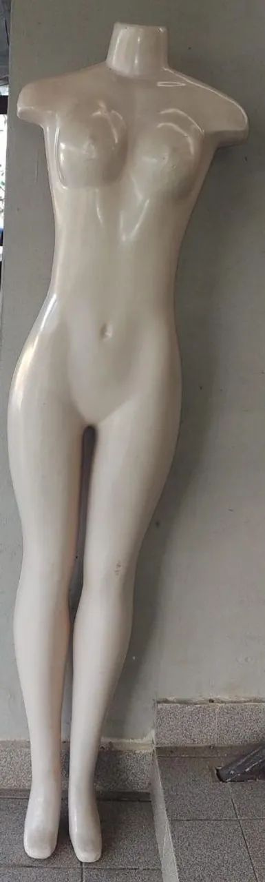 MANEQUIM FEMININO DE CORPO INTEIRO  - Foto 3