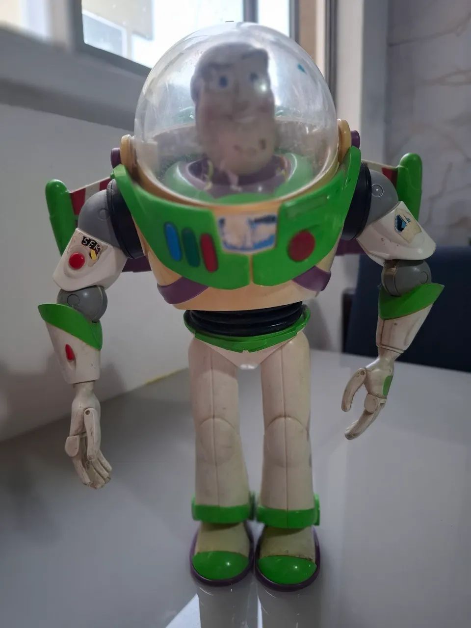 Boneco Buzz Lightyear 