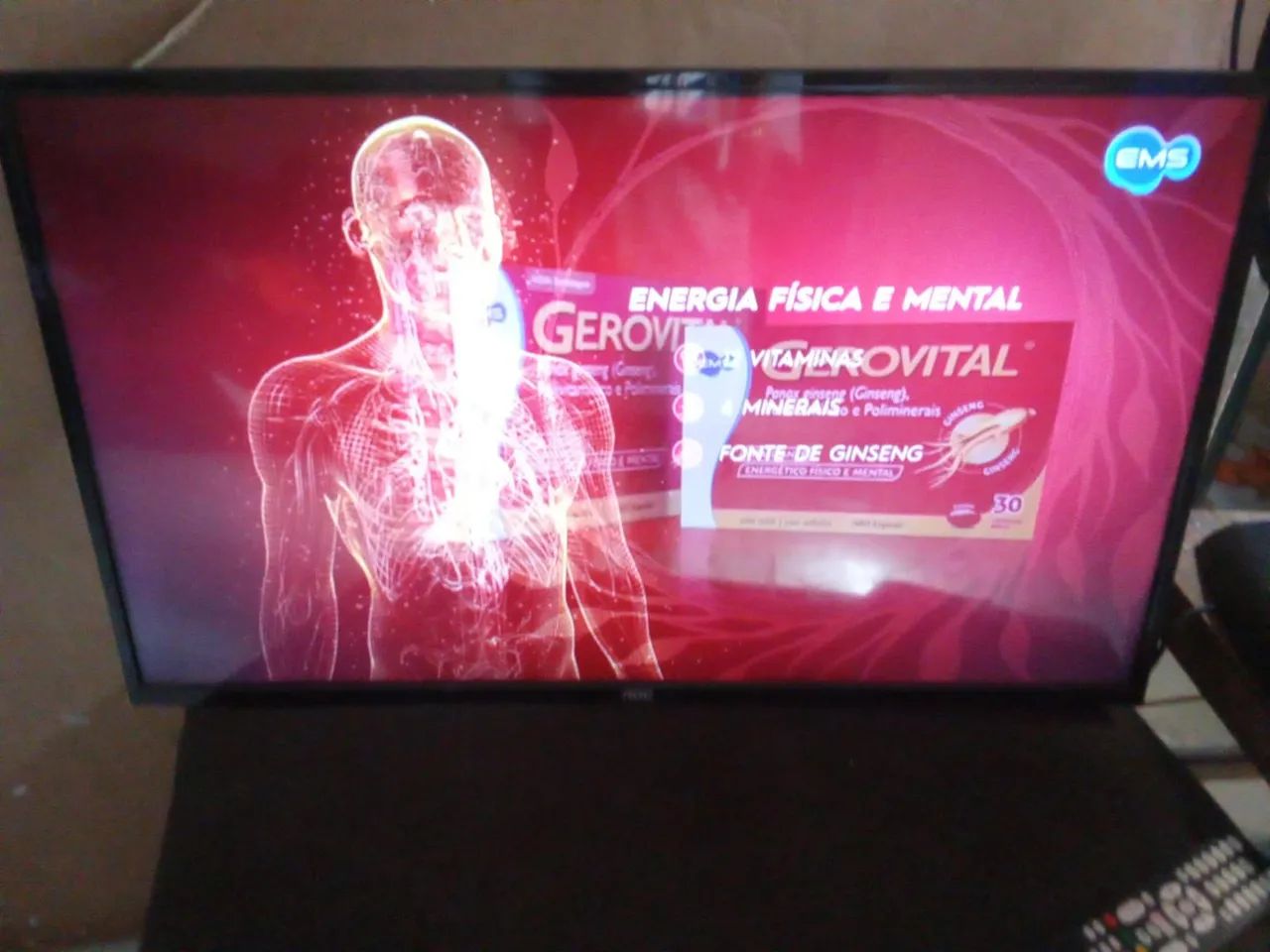 televisão AOC SMART 32 polegadas, pouco tempo de uso. perto da maternidade garavelo  - Foto 2