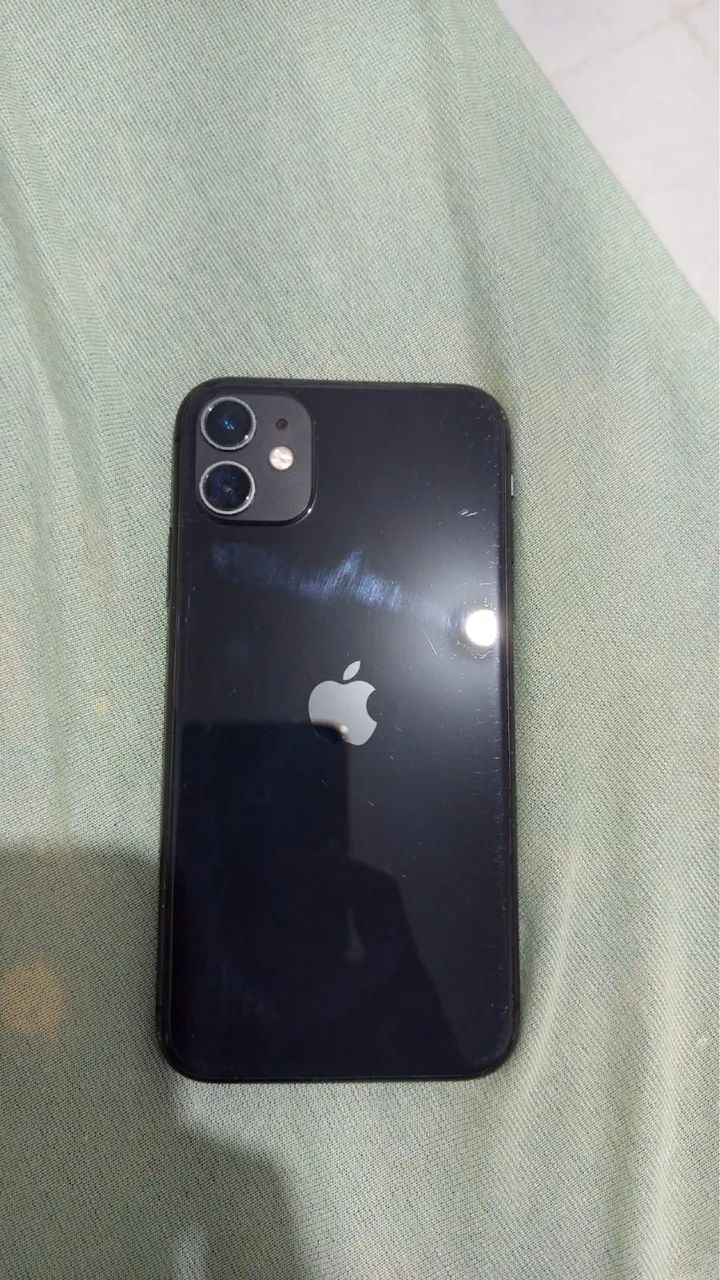 Vendo IPHONE 11 64Gigas - Foto 2