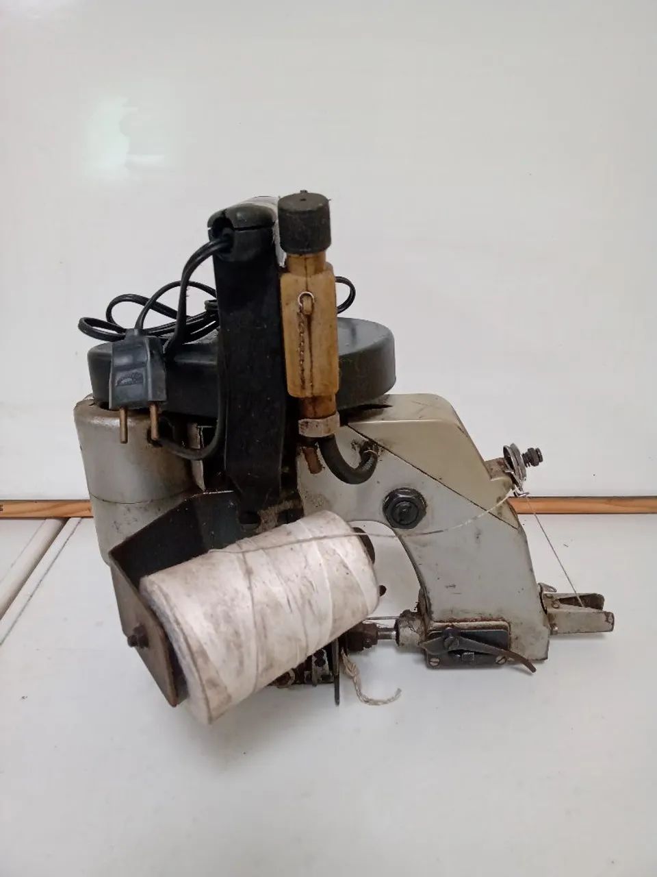 Máquina de custurar saco de rafia