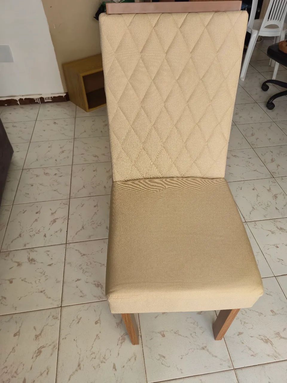 Mesa 4 lugares com tampo de vidro - Foto 3