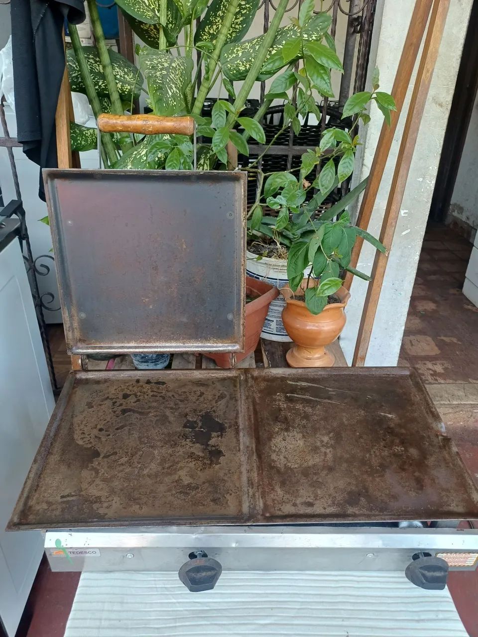Chapa a gás ótimo funcionamento  - Foto 2