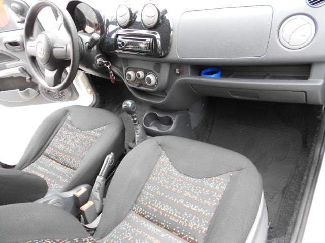 Fiat Uno Vivace 1.0 Flex - Foto 16