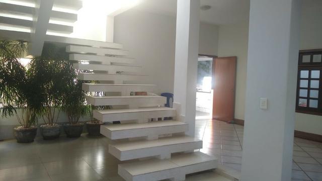 Lindo sobrado de alto padrão com 5 suítes plenas - Setor Santa Genoveva - Foto 11