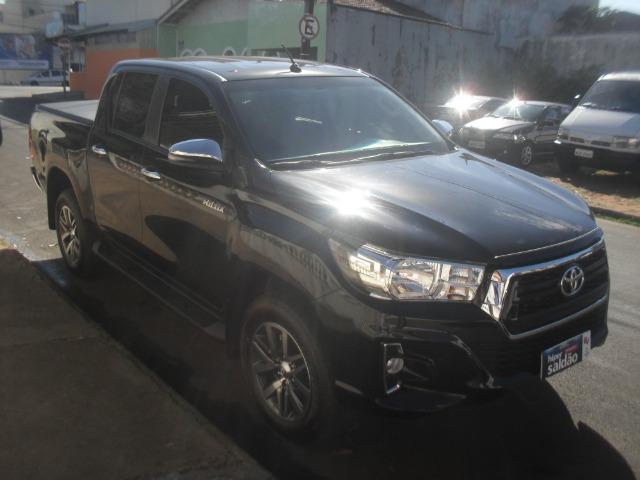 Toyota hillux srv 4x4 2.8 diesel automatica - Foto 3