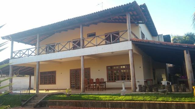 Lindo sobrado de alto padrão com 5 suítes plenas - Setor Santa Genoveva
