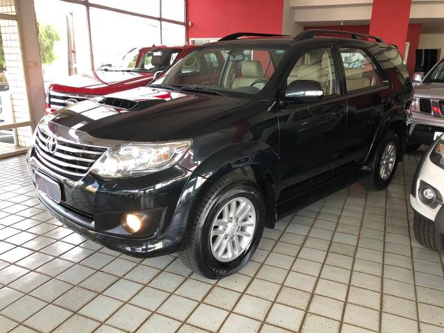 Toyota Hilux SW4 SRV_3.0D4-D_AUT._4X4_7LgareS_ExtrANoA_LacradAOriginaL_RevisadA_ - Foto 15