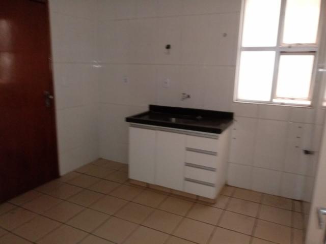 Apartamento para alugar com 3 dormitórios em Setor bueno, Goiânia cod:12245