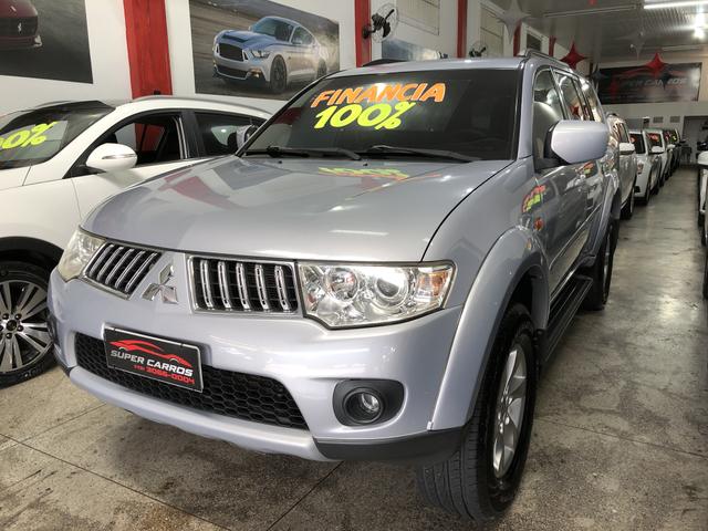 Pajero dakar financia 100% , km baixo